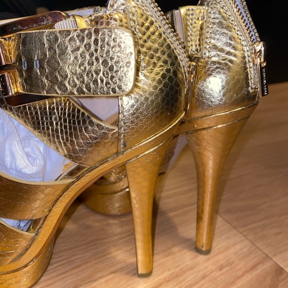 Gold Platform Michael Kors Heels - Picture 5 of 6